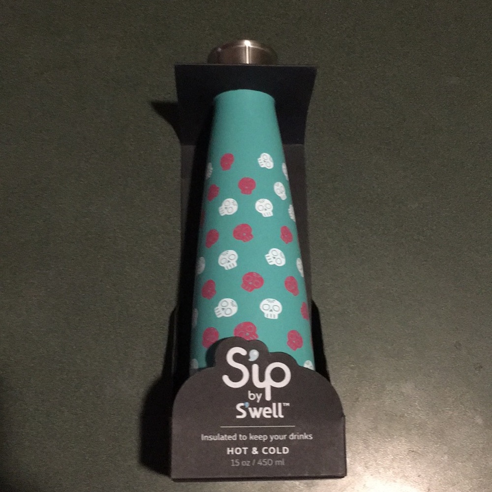 Sip by Swell- TRADE FOR @ddlovato98